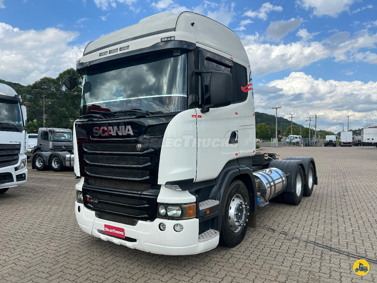 SCANIA R440 de SelecTrucks - Novo Hamburgo RS